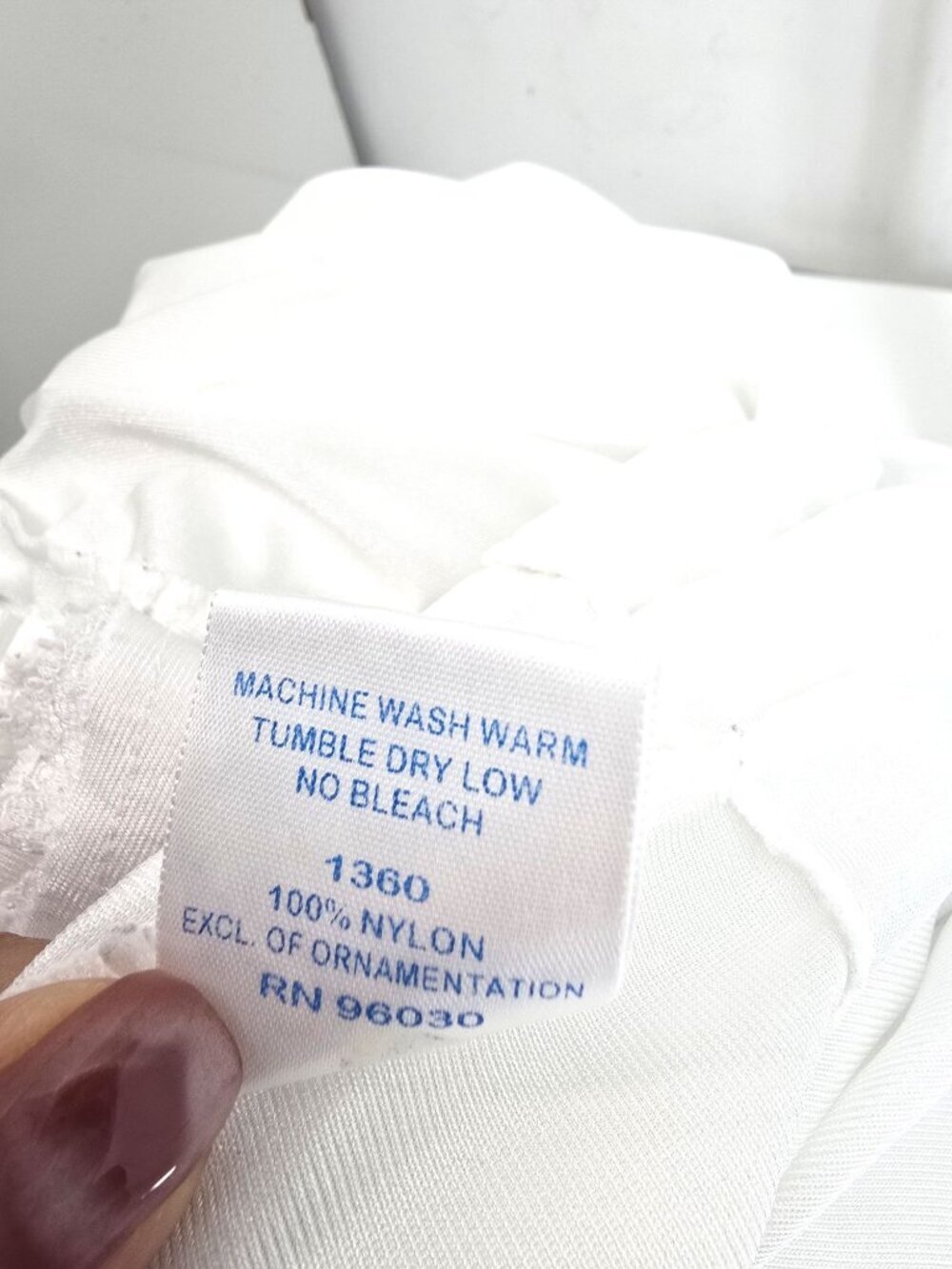 VTG Nylon Satin Chantilly Lace Floral Eggshell White Bridal Full Slip 44 - Picture 6 of 7